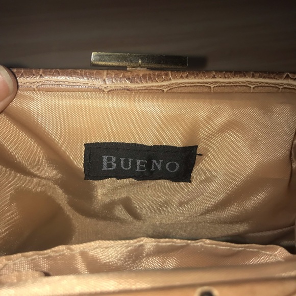 BUENO California Women's Faux Croc Embossed Purse - Picture 4 of 5